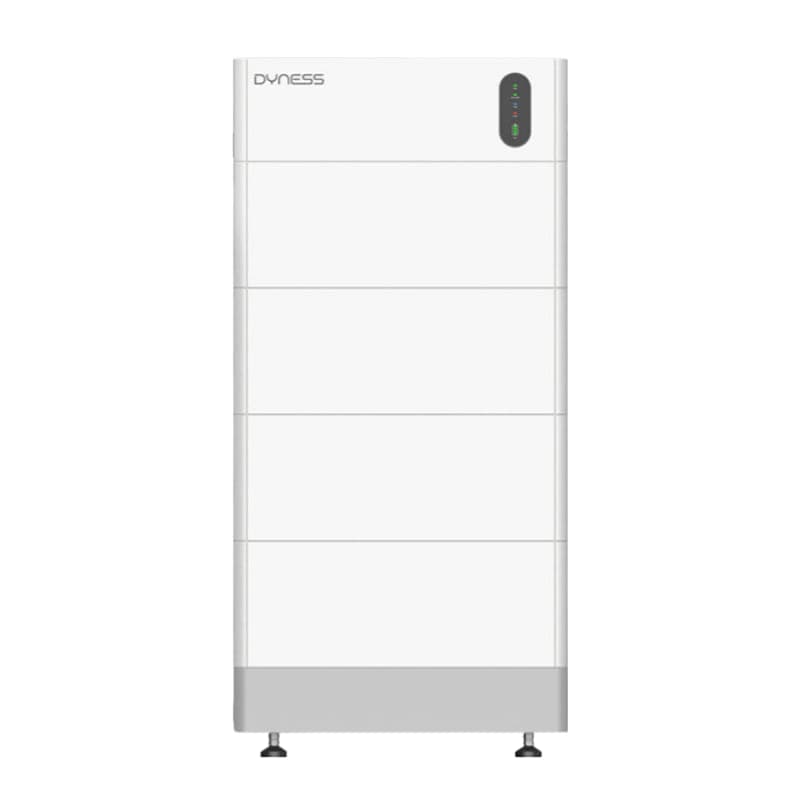 Colonne blanche Dyness Tower Pro TP15 avec 4 modules de batterie et unité de contrôle supérieure.